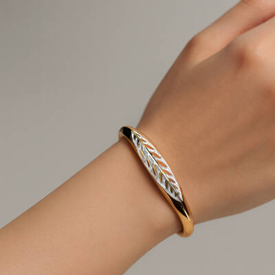 Cetaş Olivia Sedef Mineli Kelepçe Bilezik - CETAŞ (1)