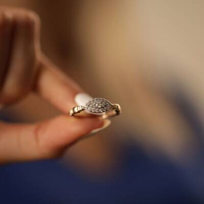 Taşlı Minimal Elips Altın Yüzük - 1